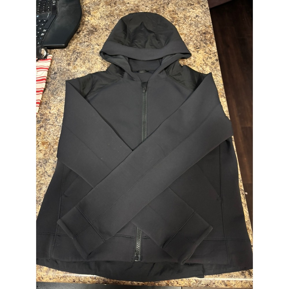 Lululemon Black Full Zip Hooded Jacket Women Size 6 Mixed Media Activewear